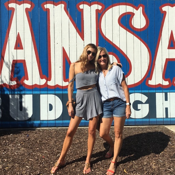 Meet your Posher, Christine - Picture 5 of 7